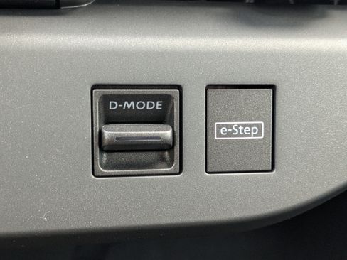 New 2026 Nissan Leaf SV+ FWD image 27