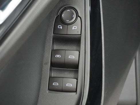 New 2026 Chevrolet Equinox LT image 13