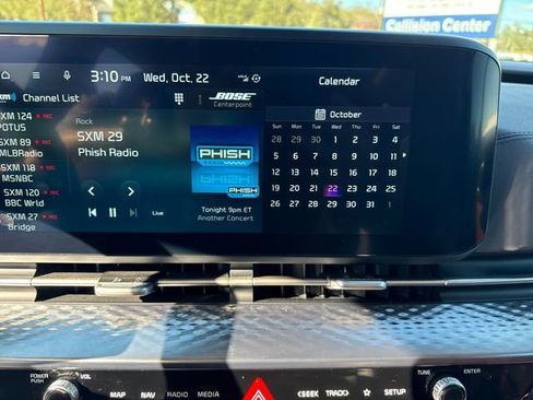 Certified 2024 Kia Carnival SX Prestige image 18