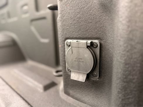 Used 2024 Chevrolet Silverado 3500 LTZ w/ LTZ Premium Package image 43