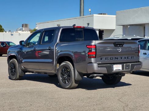 New 2026 Nissan Frontier SV image 4