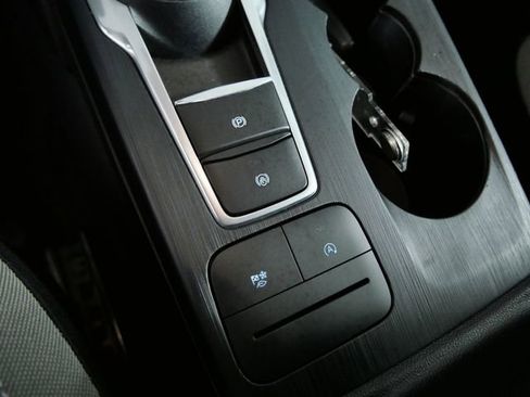 Certified 2022 Ford Escape SE w/ Cold Weather Package image 23