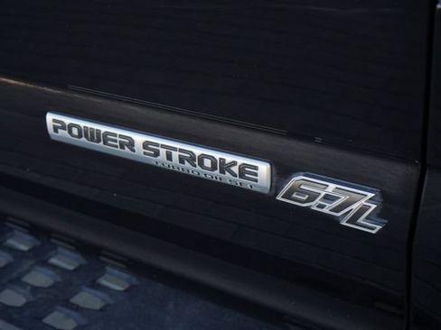 Used 2022 Ford F250 Lariat w/ Tremor Off-Road Package AWD/4WD image 15