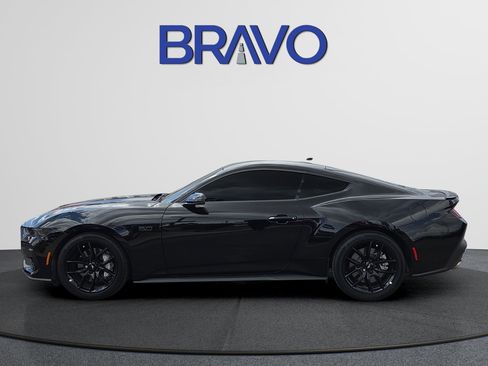 Used 2025 Ford Mustang GT Premium RWD image 2