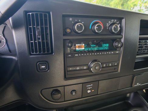 New 2026 GMC Savana 2500 Extended RWD image 19