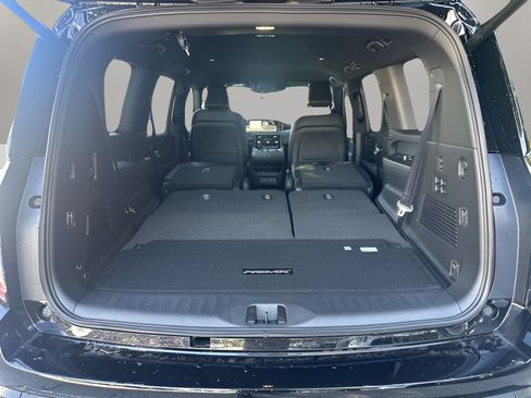 New 2026 Nissan Armada PRO-4X w/ Captain's Chari Seat Package AWD/4WD image 27