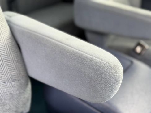 Used 1993 Ford F250 XLT image 64