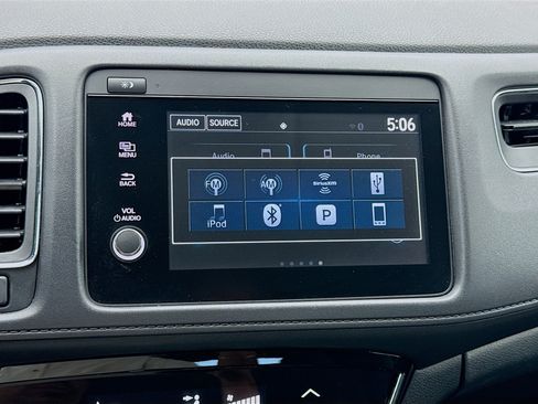 Used 2019 Honda HR-V EX image 11