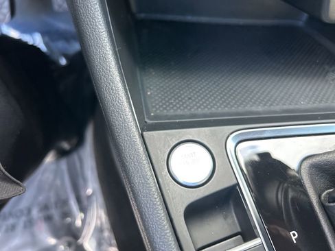 Used 2021 Volkswagen Jetta R-Line w/ R-Line Cold Weather Package image 43