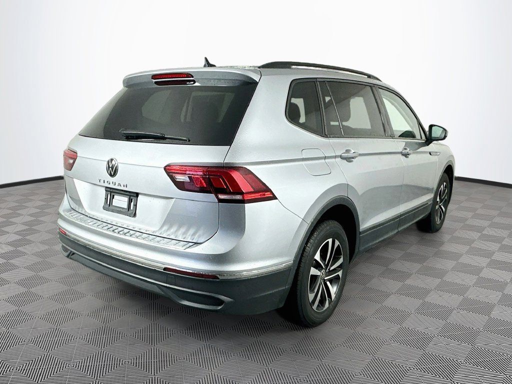 Used 2023 Volkswagen Tiguan S FWD image 9