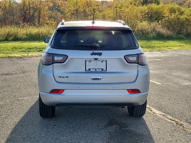 Certified 2025 Jeep Compass Limited w/ High Altitude Package AWD/4WD image 8