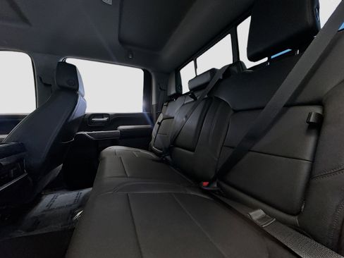 Used 2022 Chevrolet Silverado 3500 LTZ w/ LTZ Convenience Package image 10