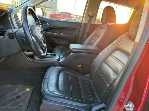 Used 2019 GMC Canyon Denali image 5