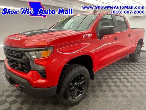Used 2022 Chevrolet Silverado 1500 Custom Trail Boss AWD/4WD image 1