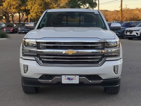 Used 2016 Chevrolet Silverado 1500 High Country w/ High Country Premium Package image 8