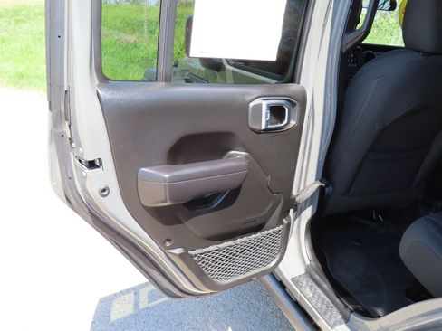 Certified 2023 Jeep Wrangler Unlimited Sport AWD/4WD image 23