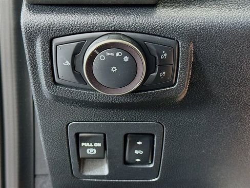 Used 2019 Ford F150 Raptor w/ Equipment Group 802A Luxury AWD/4WD image 11