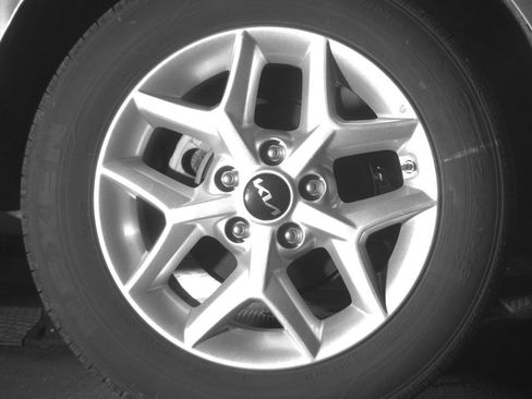 Used 2025 Kia Soul LX w/ LX Technology Package FWD image 20