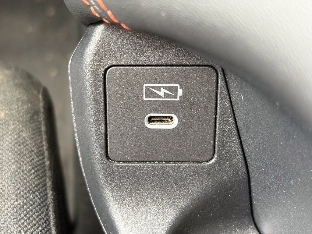 Used 2024 Honda HR-V Sport image 25