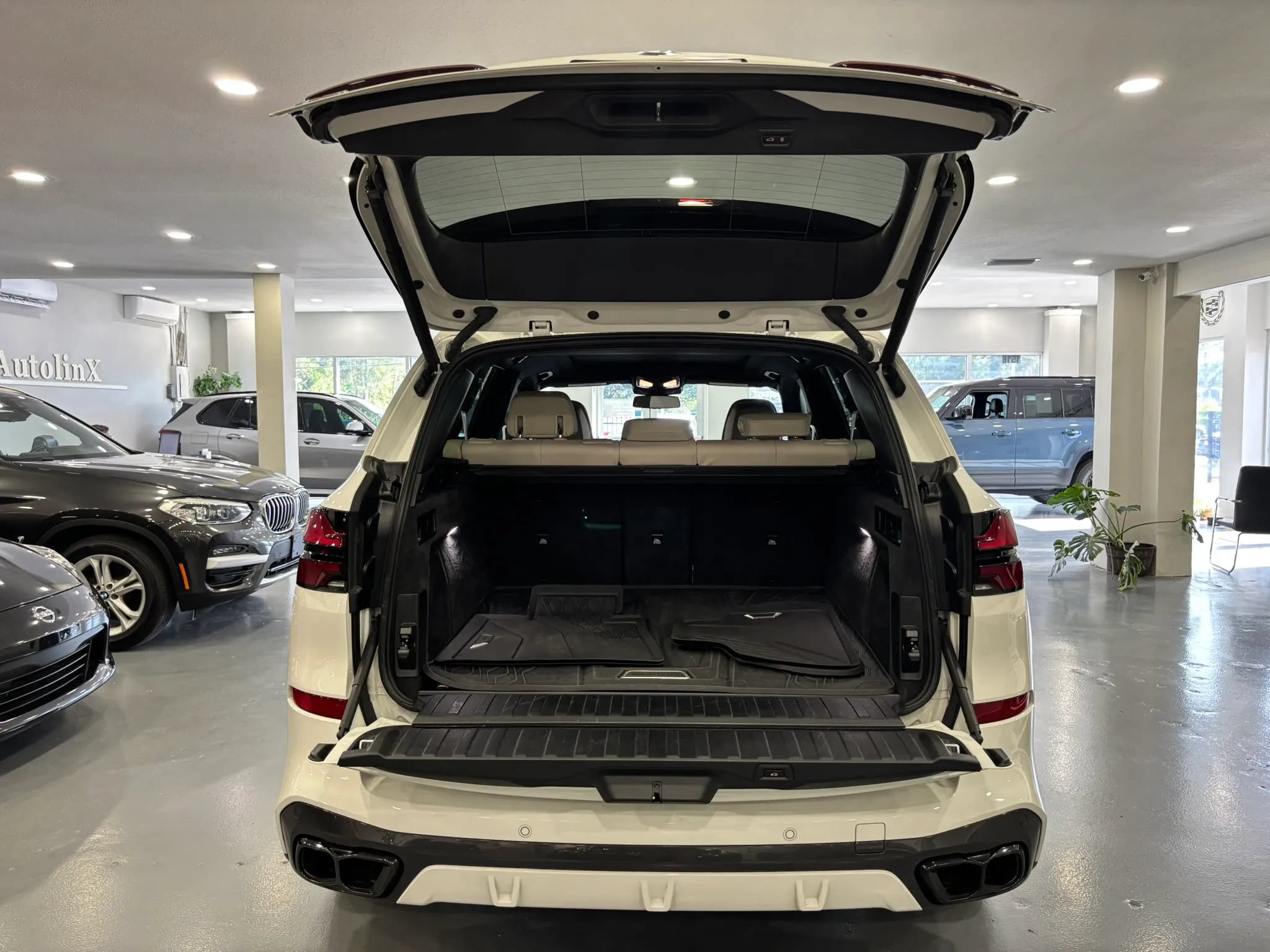 Used 2026 BMW X5 M60i w/ Executive Package AWD/4WD image 52
