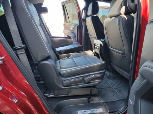 Certified 2024 Chevrolet Tahoe Premier w/ Premium Package 2 RWD image 37