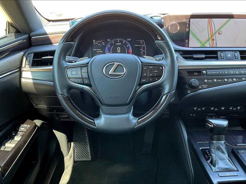 Used 2020 Lexus ES 350 w/ Luxury Package image 14