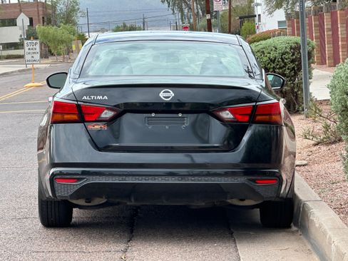 Used 2021 Nissan Altima 2.5 S w/ Driver Assist Package image 6