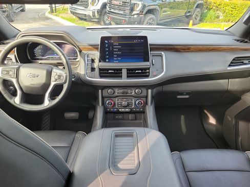 Used 2023 Chevrolet Tahoe Premier w/ Premium Package image 20