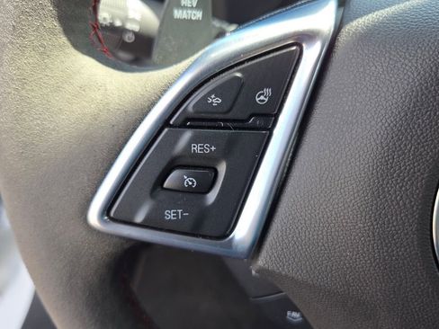 Used 2019 Chevrolet Camaro ZL1 RWD image 25