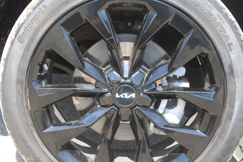 Certified 2023 Kia Sorento SX AWD/4WD image 19
