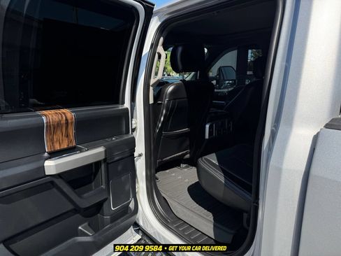 Used 2018 Ford F150 Lariat w/ Equipment Group 502A Luxury AWD/4WD image 26