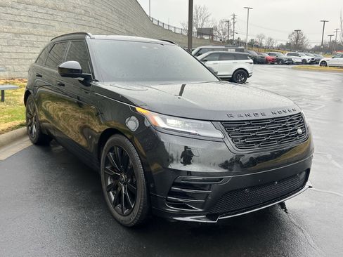 Certified 2025 Land Rover Range Rover Velar Dynamic SE image 9