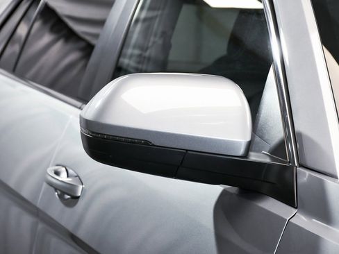 Used 2021 Volkswagen Atlas Cross Sport SEL R-Line image 70