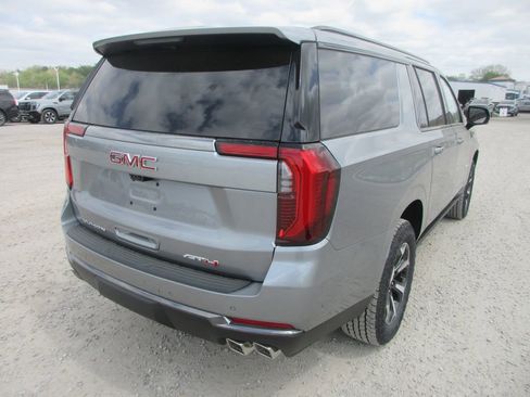 New 2026 GMC Yukon XL AT4 image 4