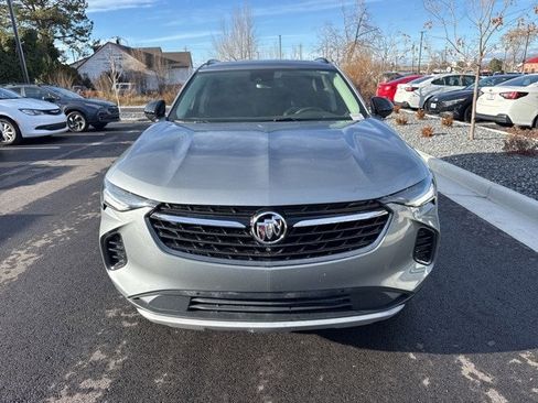 Used 2023 Buick Envision Essence w/ Technology Package I image 8