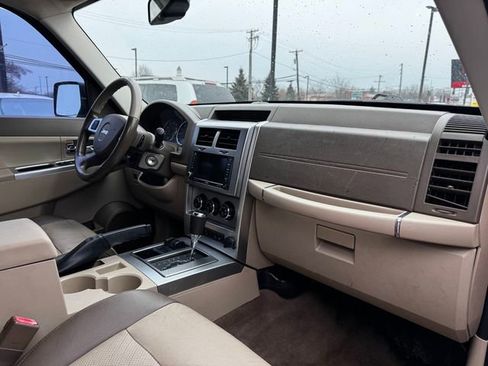 Used 2008 Jeep Liberty Limited w/ Premium Group II image 16