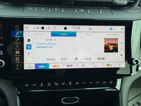 New 2026 Jeep Grand Cherokee Altitude AWD/4WD image 19