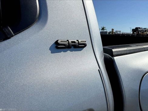 Used 2024 Toyota Tacoma SR5 image 8