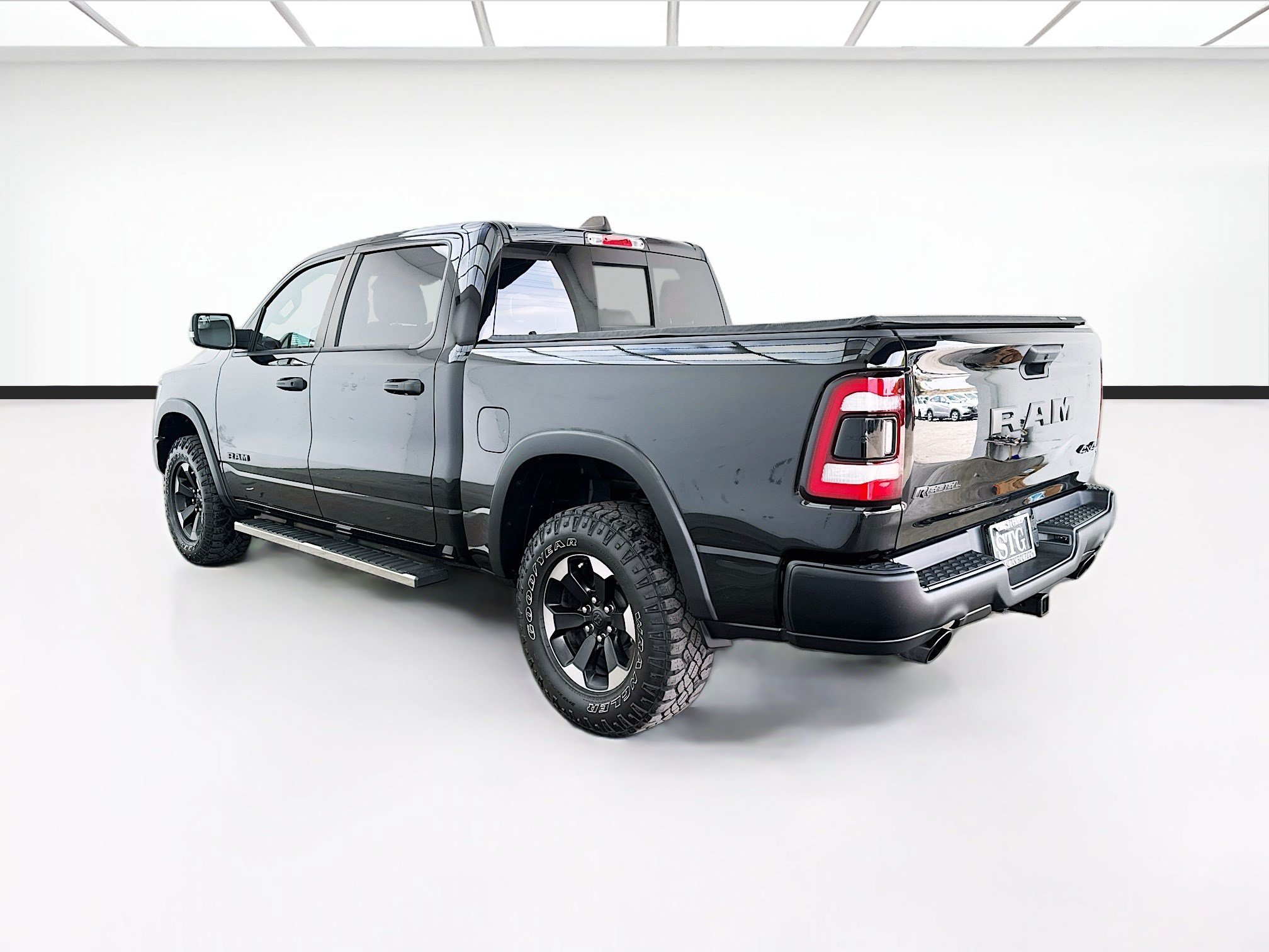 Used 2023 RAM 1500 Rebel w/ Rebel Level 1 Equipment Group AWD/4WD image 6
