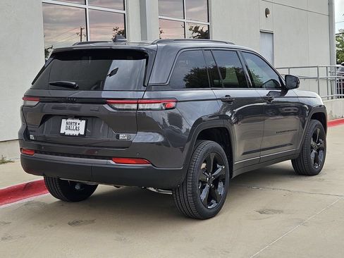 New 2026 Jeep Grand Cherokee Limited w/ Limited Altitude Package AWD/4WD image 3