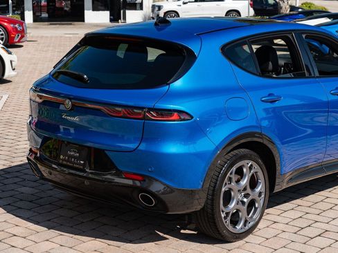Used 2024 Alfa Romeo Tonale Veloce image 3