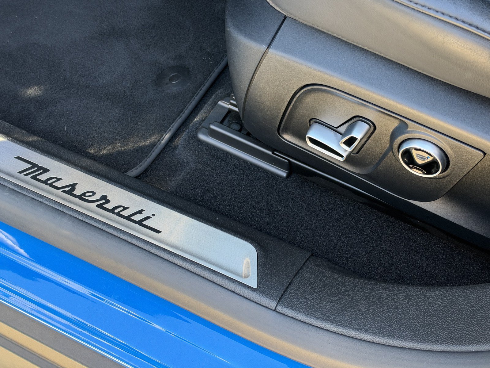 Used 2022 Maserati Levante F Tributo AWD/4WD image 16