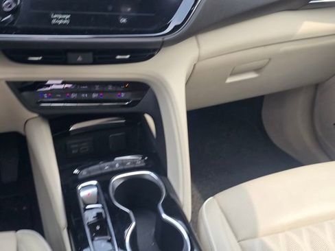 Used 2023 Buick Envision Avenir FWD image 18
