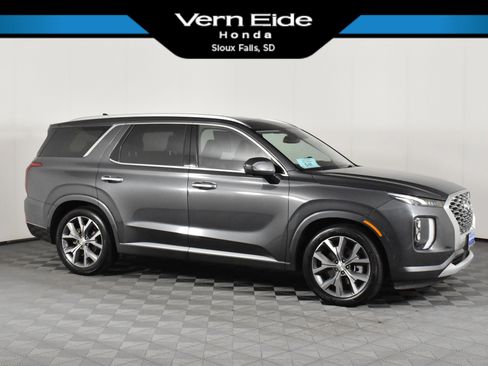 Used 2022 Hyundai Palisade Limited image 1