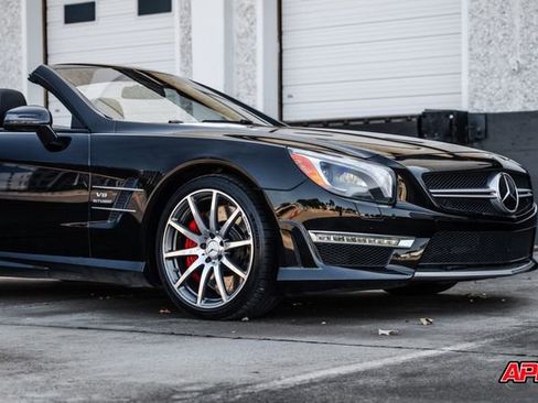 Used 2016 Mercedes-Benz SL 63 AMG AMG SL 63 w/ Driver Assistance Package image 62