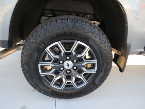 New 2026 Chevrolet Colorado Z71 w/ Z71 Convenience Package 2 AWD/4WD image 11