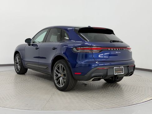 Used 2026 Porsche Macan AWD/4WD image 3