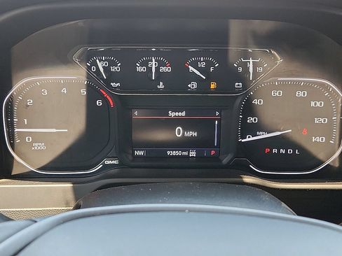 Used 2022 GMC Sierra 2500 AT4 AWD/4WD image 10