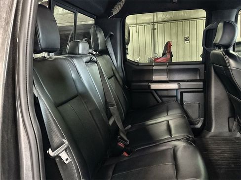 Used 2019 Ford F150 Lariat image 28