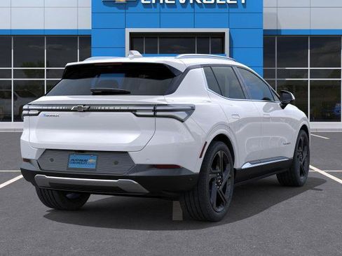 New 2025 Chevrolet Equinox EV LT w/ Convenience Package II FWD image 28